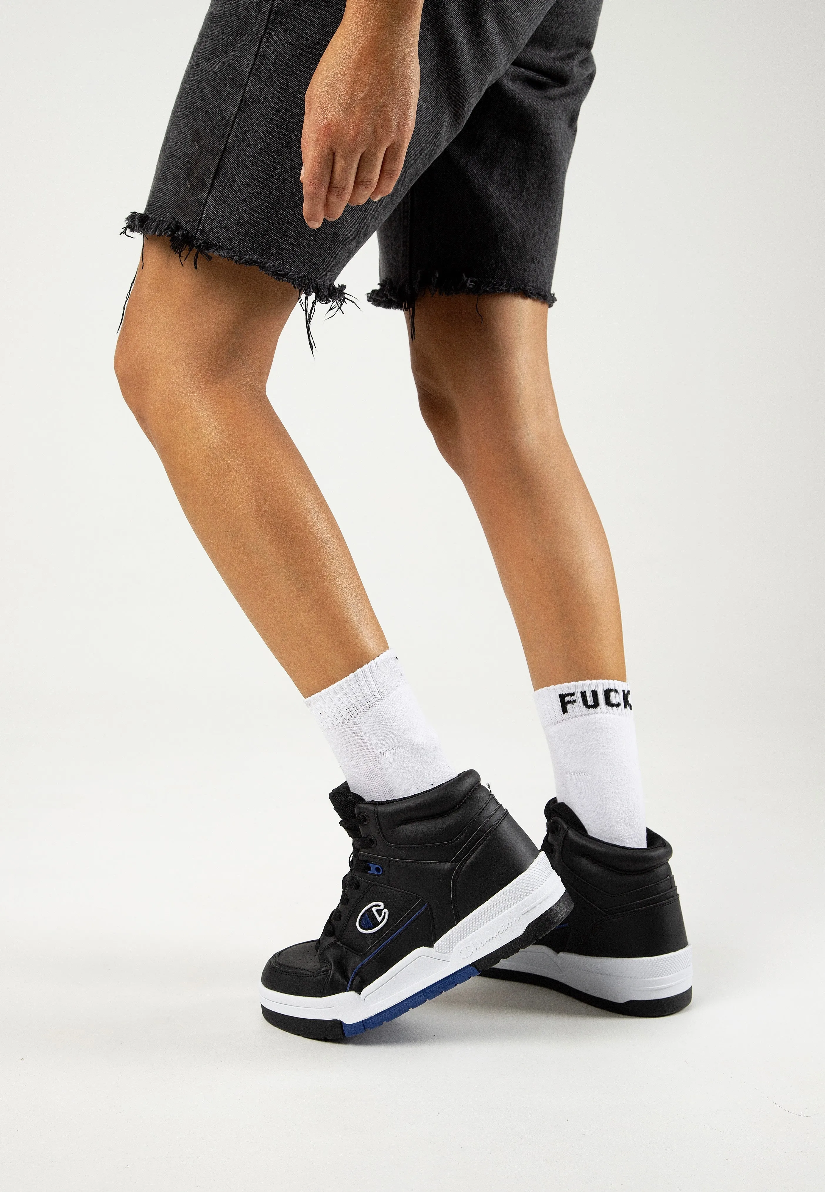 Champion - Mid Cut Rebound Heritage Black Beauty - Shoes